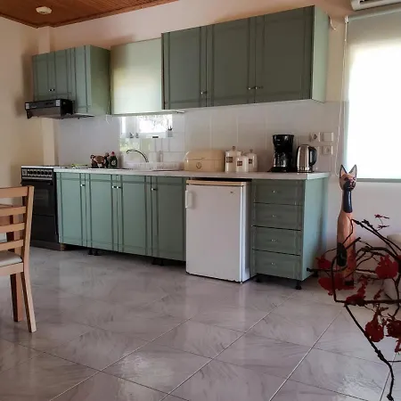 Malibu & Apartment
